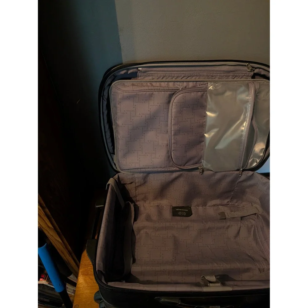 Samsonite Black Ballistic Nylon Rolling Carry On Suitcase Upright Luggage